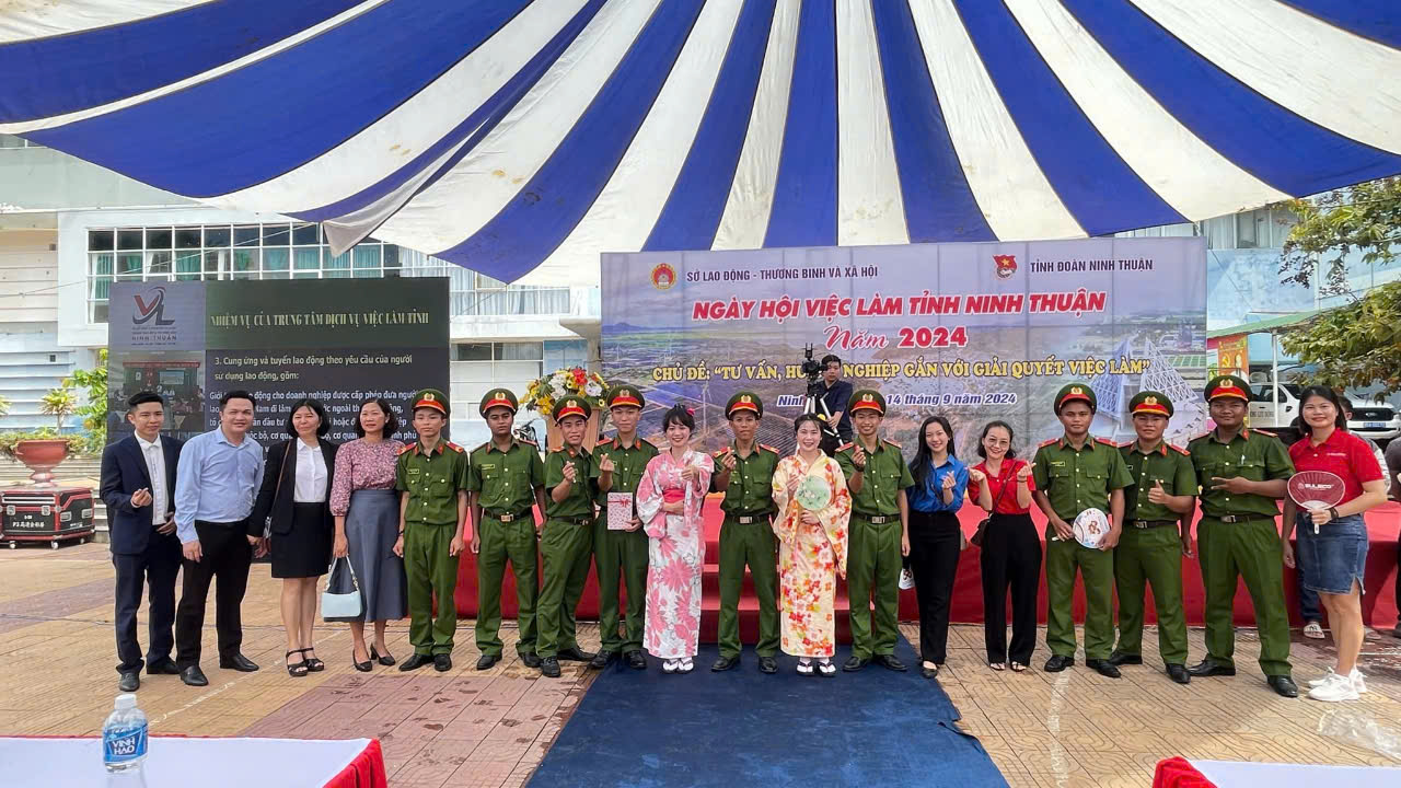 14.09.2024 Ngay hoi viec lam Ninh Thuan 102